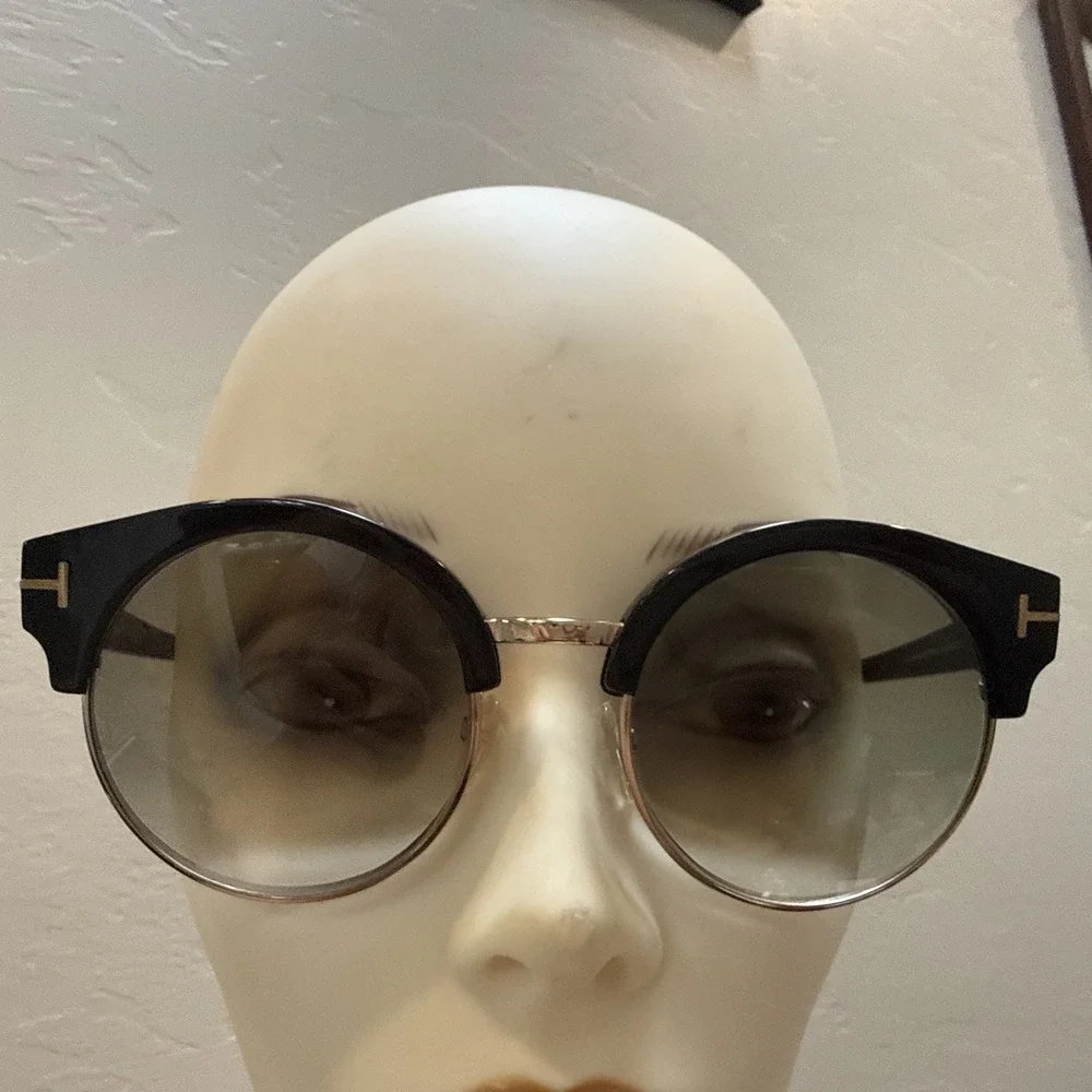 Tom Ford Alissa TF608 01B Black Gold Eyeglass Frames Only 54-21 140 Women's